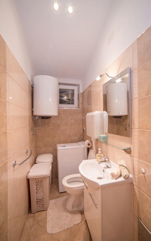 Captain'S Apartment Barbat na Rabu Exterior foto