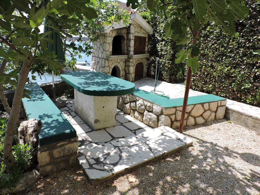 Captain'S Apartment Barbat na Rabu Exterior foto