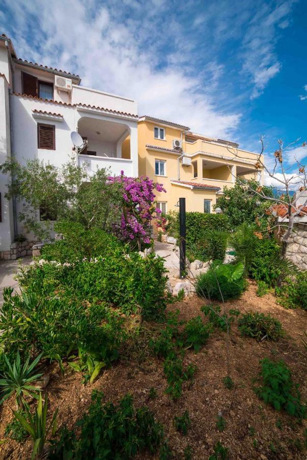 Captain'S Apartment Barbat na Rabu Exterior foto
